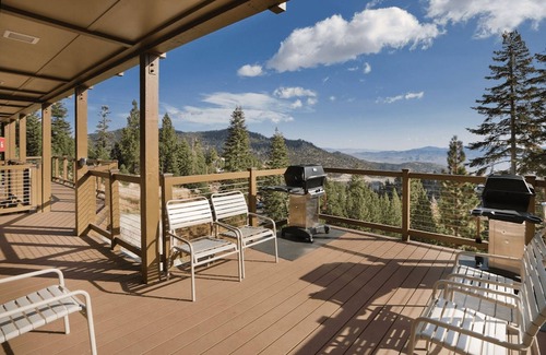 Tahoe Village Apartment | Marvelous 2-bedroom Tahoe I in Lake Tahoe
