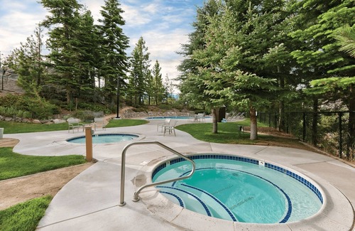 Tahoe Village Apartment | Marvelous 2-bedroom Tahoe I in Lake Tahoe