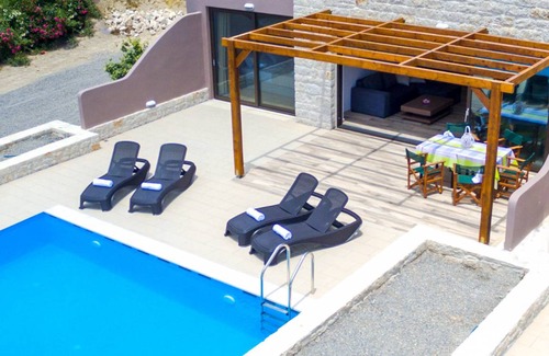 Frangokastellon Villa | Mary 3, Waterfront villa, Private pool, Tavern