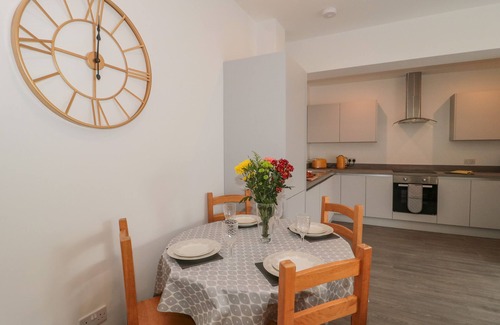 Boscombe Cottage | Mary Bowes Terrace