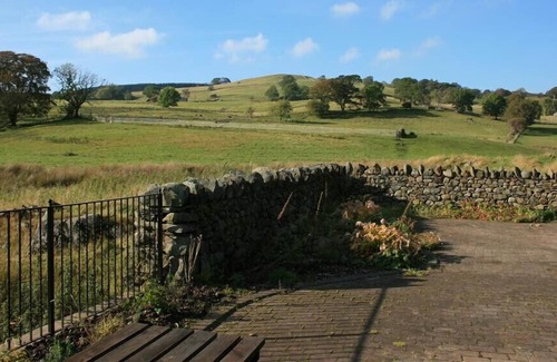 Dockray Cabin | MARY MEADOWS BARN, family friendly, with a garden in Penrith