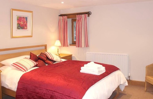 Dockray Cabin | MARY MEADOWS BARN, family friendly, with a garden in Penrith