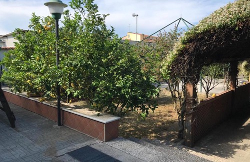 Castel Volturno Bed & Breakfast | Mary Rose