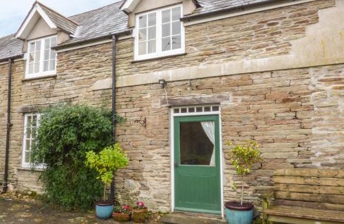 Ilfracombe House | Mary's Cottage