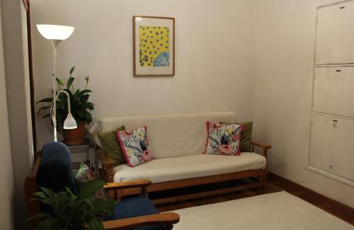Carnaxide Apartment | Mary's House
