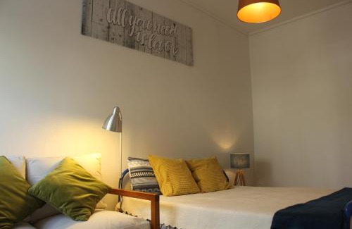 Carnaxide Apartment | Mary's House
