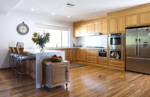 Lakelands House | Mary's Retreat 5x2 with Pool/Bush Escape