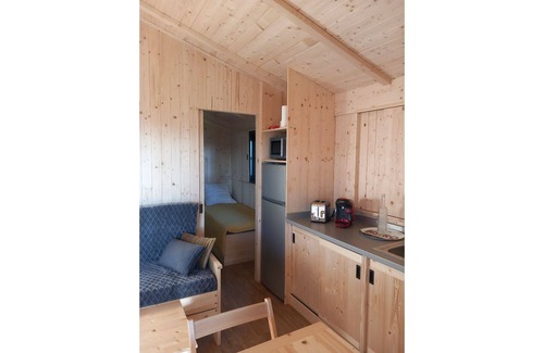 Tremolat House | Maryflo hut ( 1)