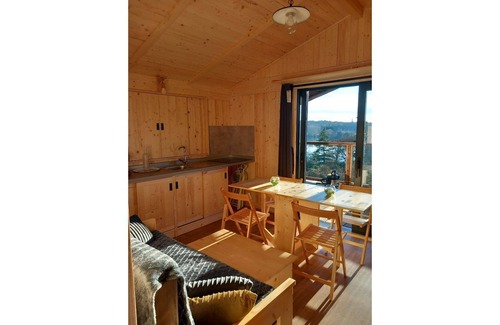 Tremolat Cabin | Maryflo hut ( 2 )