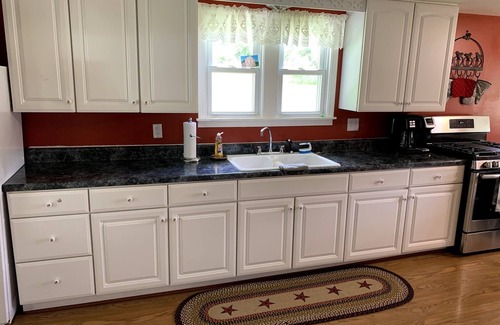 Glenmont House | Marymount Hideaway in Amish Country close to Rails to Trails trailhead