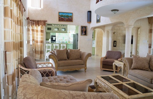 Paynes Bay Villa | Marzalea 4 bd Villa by Zenbreak