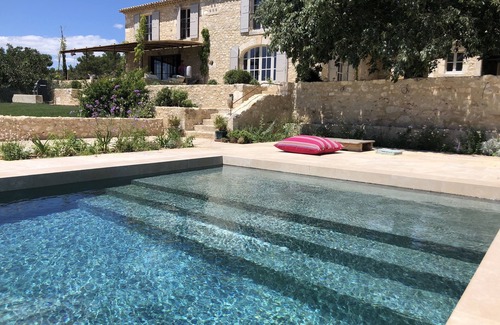 Les Baux-de-Provence Villa | Mas 5* with stones, heart of the Alpilles - Superb view - Pool and Jacuzzi