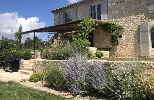Les Baux-de-Provence Villa | Mas 5* with stones, heart of the Alpilles - Superb view - Pool and Jacuzzi
