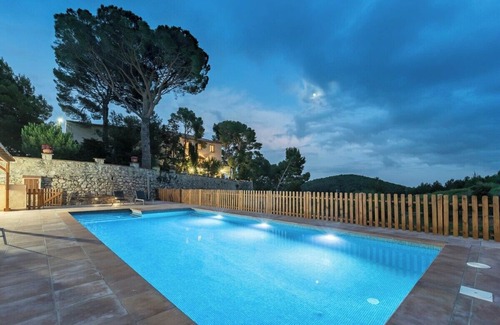Figuerola del Camp Villa | Mas Barbat Summary: S