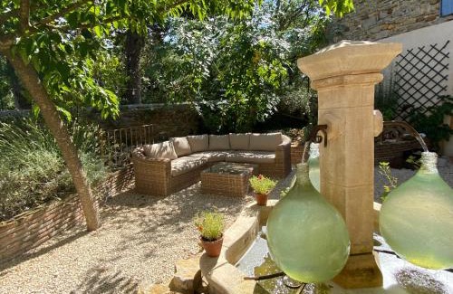 Allegre Les Fumades Bed & Breakfast | Mas Bouzige