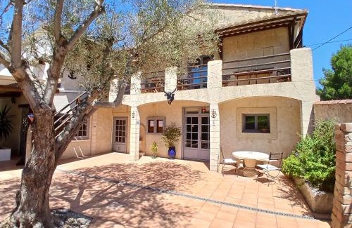 Arles House | Mas d'Alivon