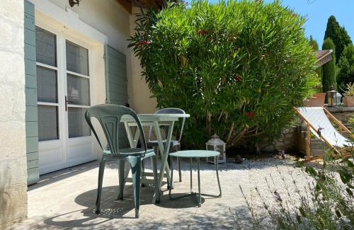 St.-Remy-de-Provence Bed & Breakfast | Mas de l'Estello B&B