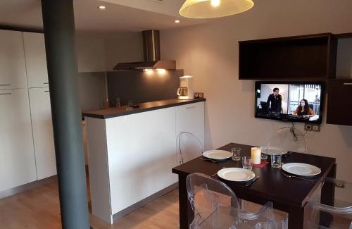 St.-Remy-de-Provence Apartment | Mas de Valrugues Holifrance