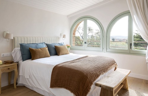 Mont-Ras Villa | Mas del Suro - Masia in the heart of Costa Brava