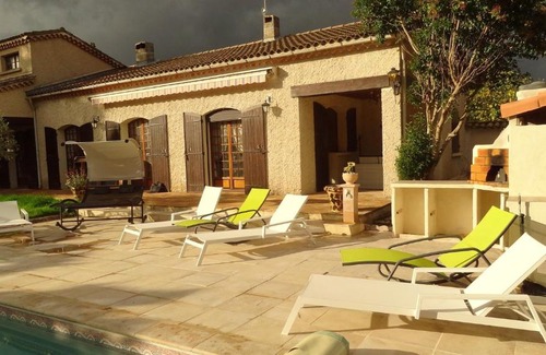 Vedene Villa | Mas des GRIVES