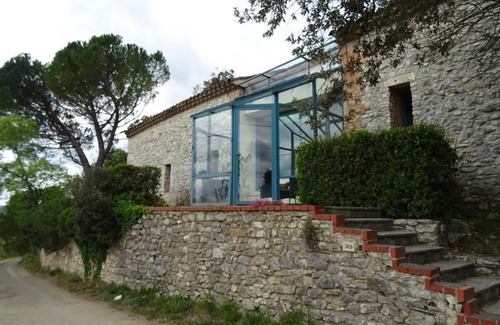 Lussan Villa | Mas en pierres sèches avec piscine