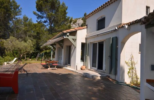 Les Baux-de-Provence House | Mas in Les Baux de Provence with swimming pool in the heart of the Alpilles regional park