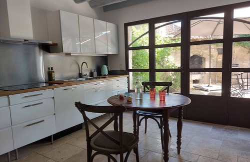 Saint-Etienne-du-Gres Other | Mas provençal with the charm of the stone-climate 6ps
