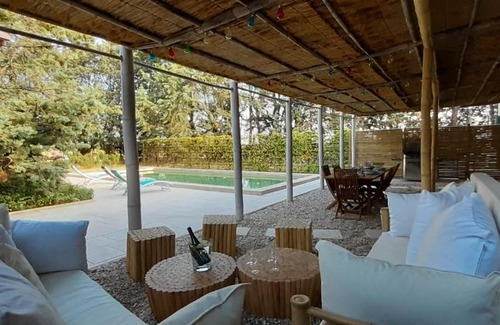 Meynes House | Mas Saint Joseph