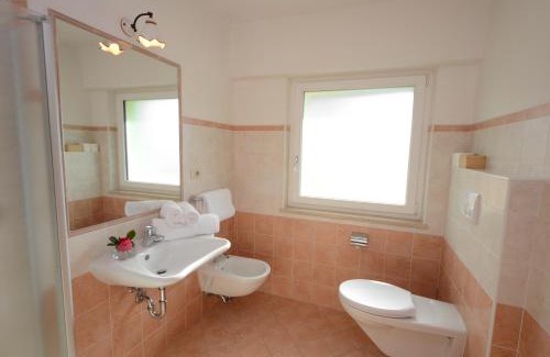 San Giovanni di Fassa Apartment | Mason La Zondra