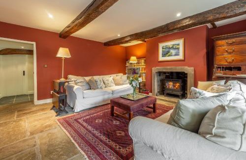 Fourstones Near Bentham House | Masongill Lodge