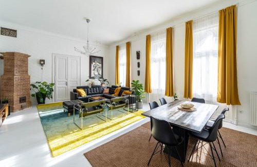 Palace District Apartment | Massimo's Palace Appartament