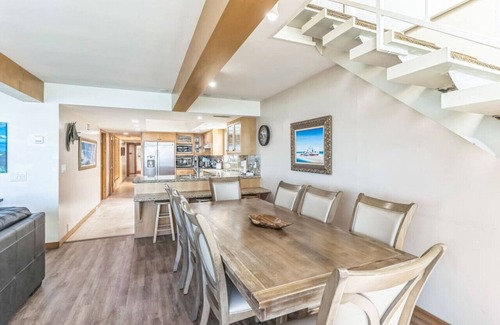 Capistrano Beach House | Massive 3 bedroom on the sand!