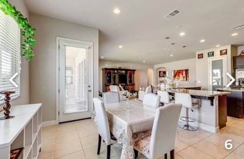 Greenacres House | Massive 4 bedroom retreat, perfect for families and groups