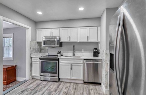 Lochearn House | Massive new construction home in a great community!