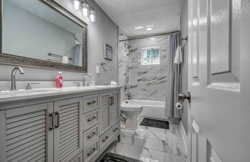 Lochearn House | Massive new construction home in a great community!