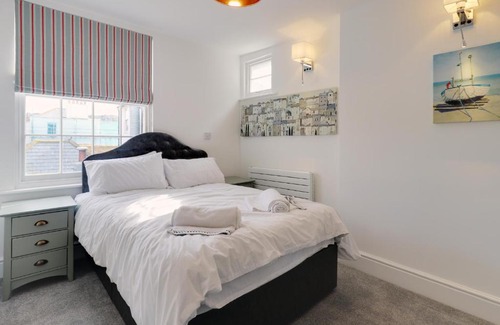 Old Town Hastings House | Master accommodation suite 6