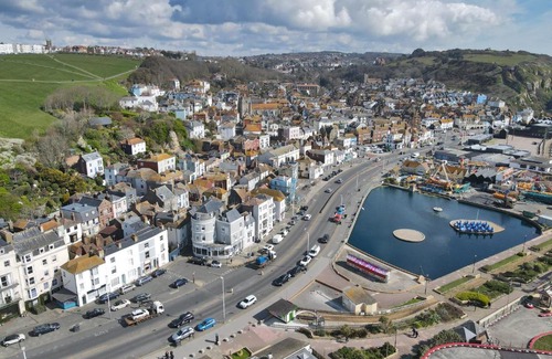Old Town Hastings House | Master accommodation suite 4 attic room