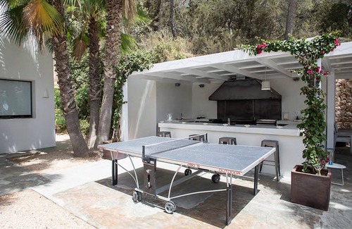 Sant Josep de sa Talaia Villa | Masterful Ibiza Villa | Villa Malkin | 6 Bedrooms | Spacious Furnished Sun.