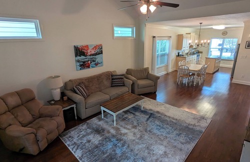 Martinez House | Master's ANWA tournament rental- 6 miles from the Augusta Nationals Golf course