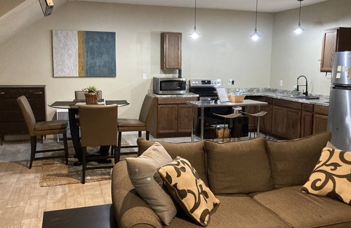 McCormick Apartment | Master's Studio Getaway