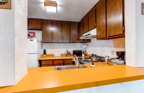 Tahoe Woods Apartment | Master Units 18A & B at Granlibakken