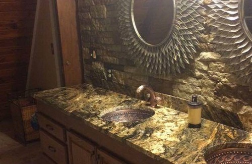 North Augusta House | Masters house rental 2024, hot tub, pool, game room.Longer stay available