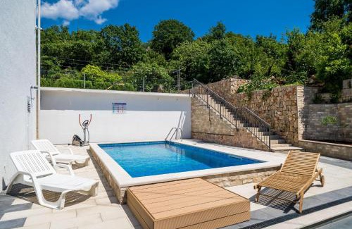 Molunat Apartment | Mata Family Apartments