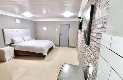 Nelspruit Bed & Breakfast | Matafeni luxury residence villa