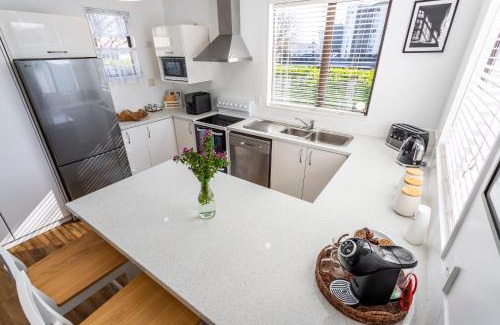 Trentham Apartment | Matahari Apartments and Villas