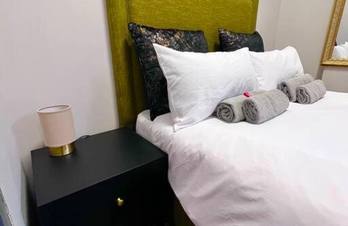 Downtown Johannesburg Apartment | Matcha themed Apartment in City