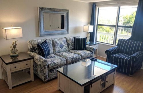 Lower Matecumbe Key Apartment | Matecumbe Resort: Large One Bedroom. Your Home Away From Home In The FL Keys.