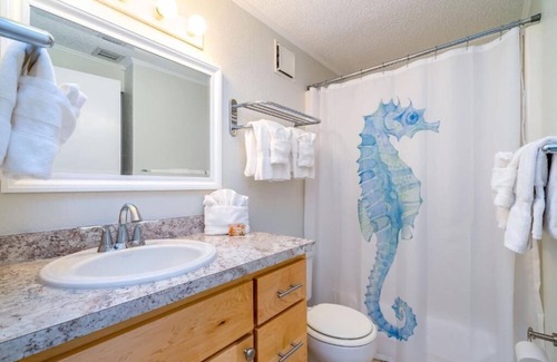 Lower Matecumbe Key Apartment | Matecumbe Resort: Large One Bedroom. Your Home Away From Home In The FL Keys.