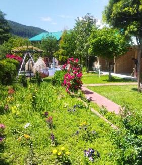 Kullu Hotel | Mateura resort