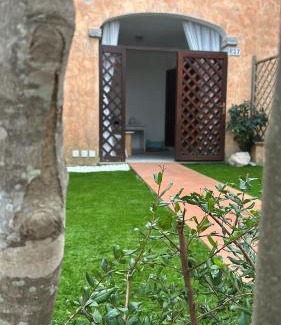 Monte Petrosu House | Matilda's house at San Teodoro
